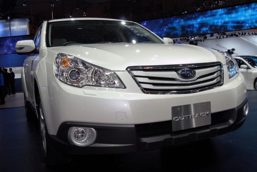  Subaru Outback 2010 года  (фото 76 из 79)